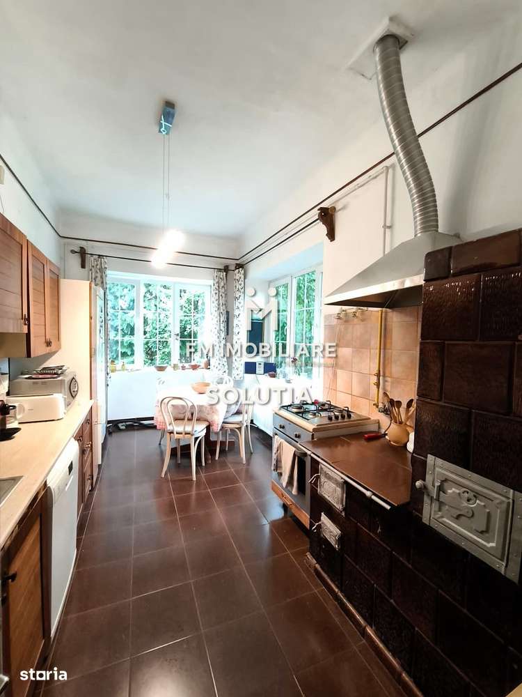 Casă deosebită, situată Ultracentral în Baia Sprie!-8