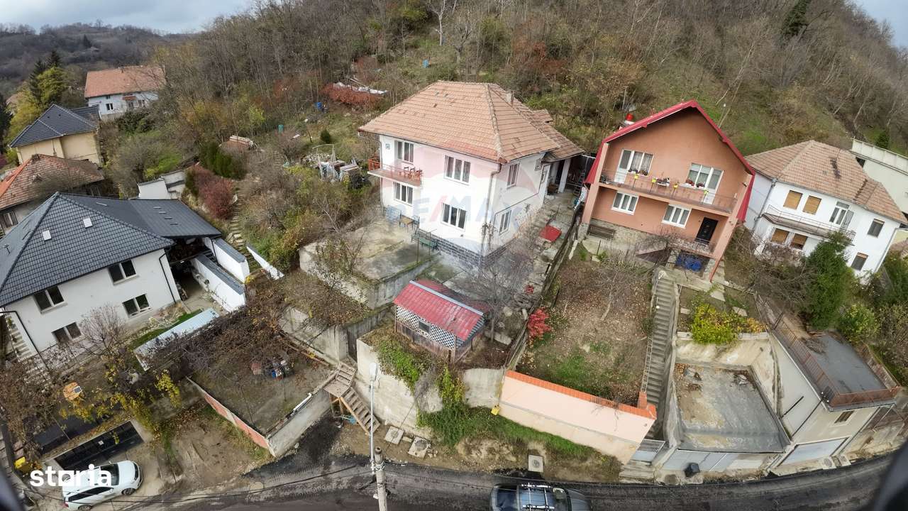 Casă / Vilă cu 5 camere de vânzare în zona Exterior Sud-2