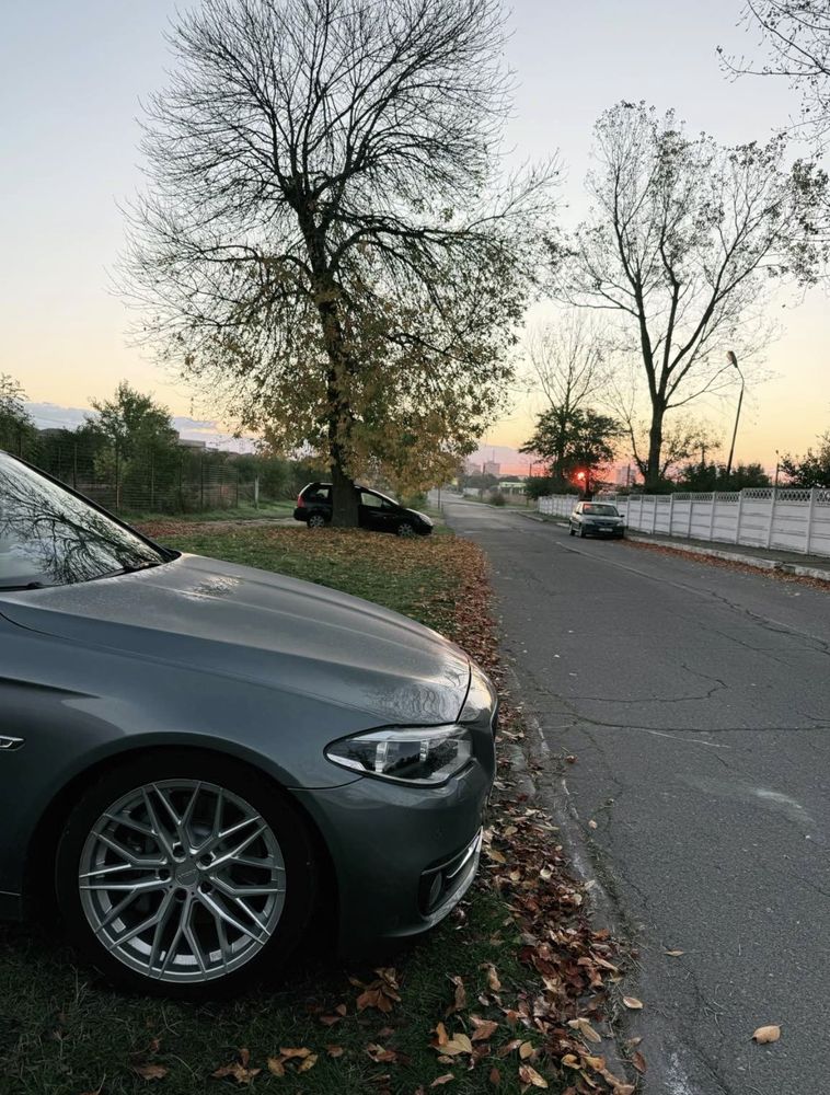 BMW 5 Series F10/F11/F07 [2010 - 2017] 525d xDrive AT 2013