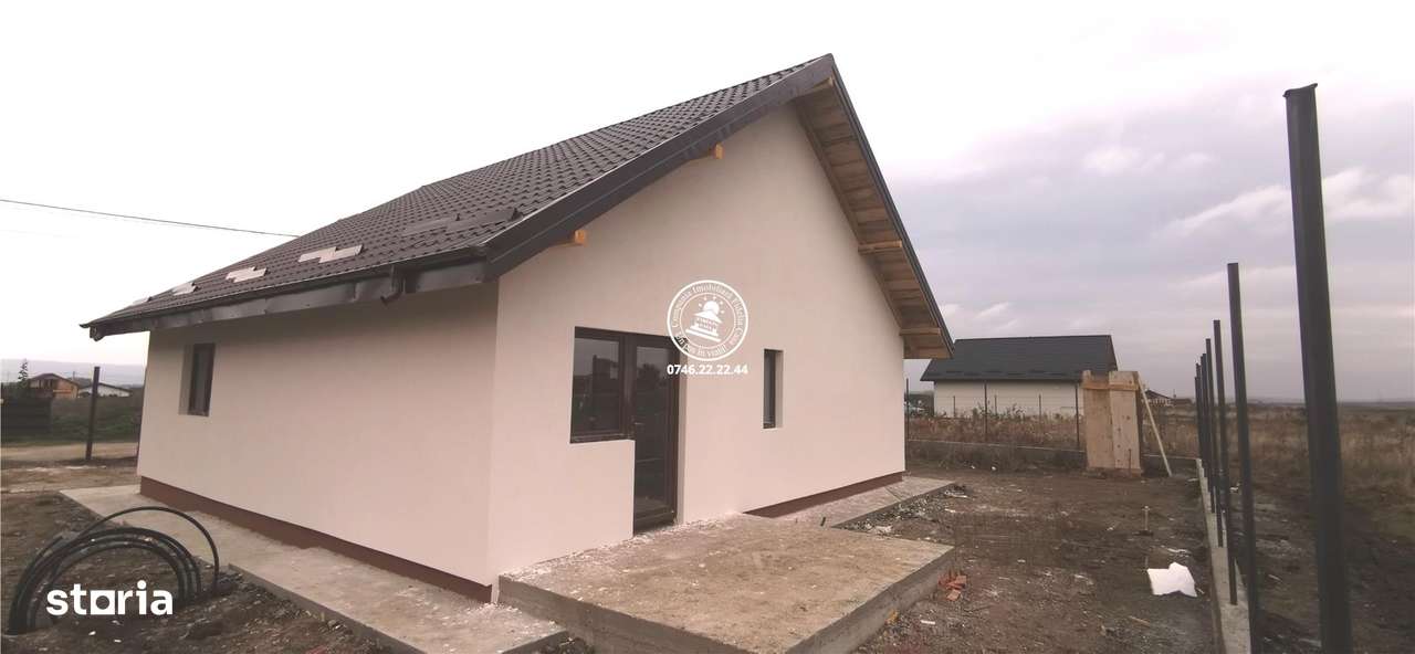 Case vile de vanzare Vorovesti-Miroslava - Imagine principală: 4/4