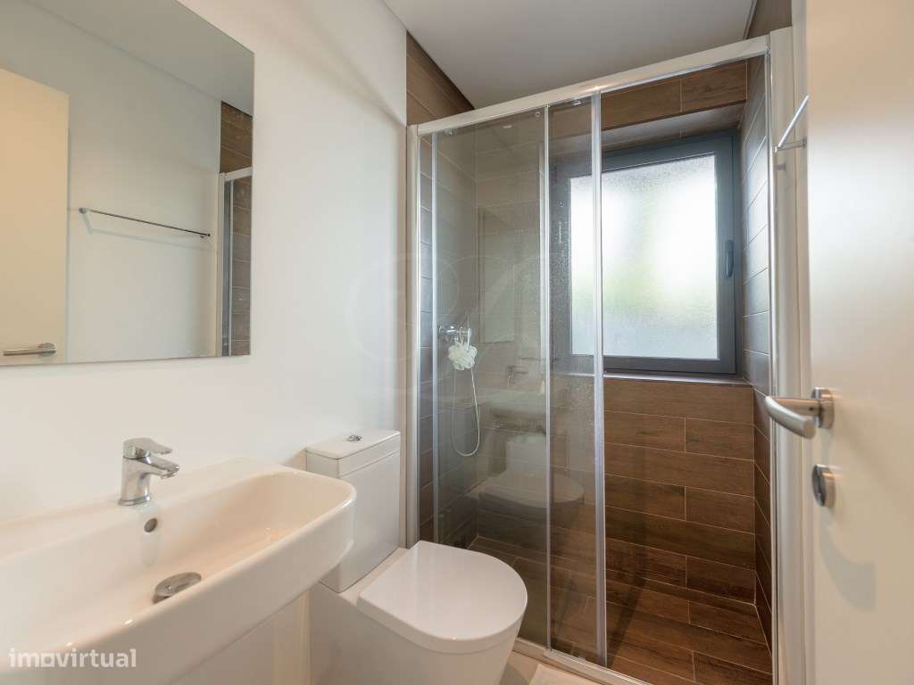 Moradia T8 c/Piscina | Queijas-51