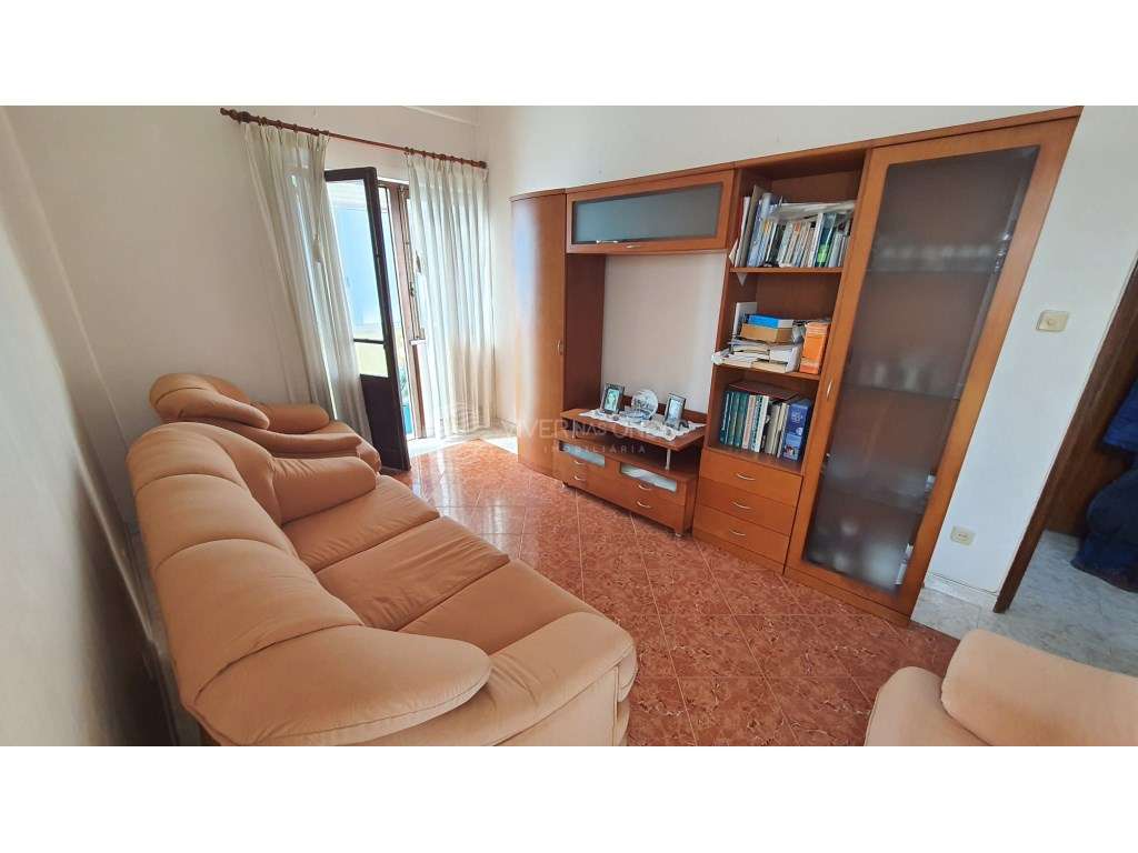 Apartamento T2 na Sobreda. - Grande imagem: 2/21