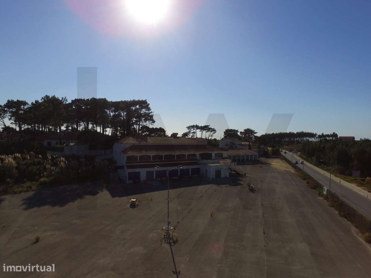 Espaço Multiusos Localizado na Ericeira-0