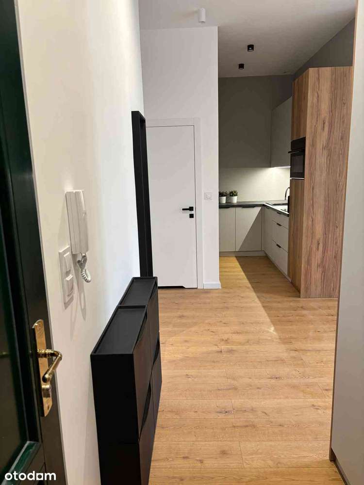 Pięknie wykończone 2 pok mieszkanie w wyremontowanej kamienicy z windą