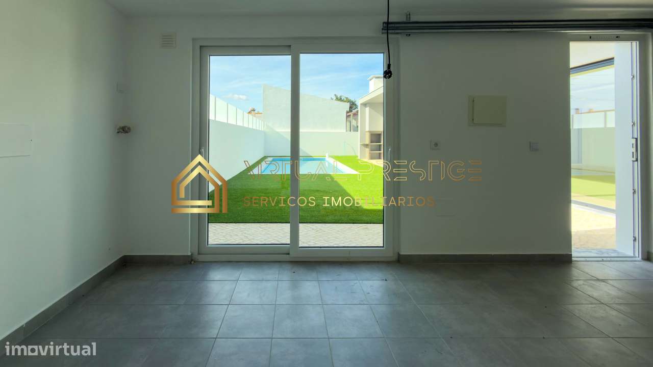 Moradia Térrea T4 Nova com Piscina em S. Simão – Azeitão-30