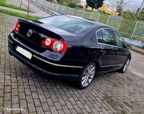 VW Passat 2.0 TDI Edition Highline DSG - 40