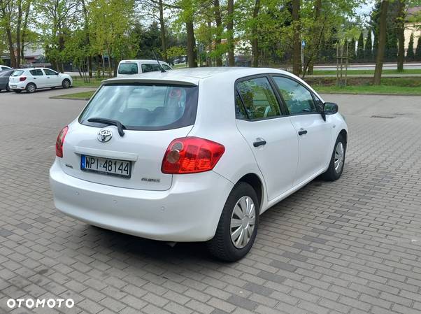 Toyota Auris 1.4 VVT-i Luna - 5