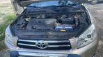 Toyota RAV4 2.2 D-4D Luxury - 3