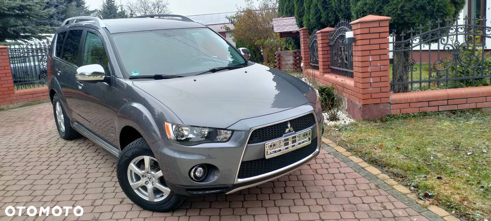 Mitsubishi Outlander 2.0 2WD Invite - 4