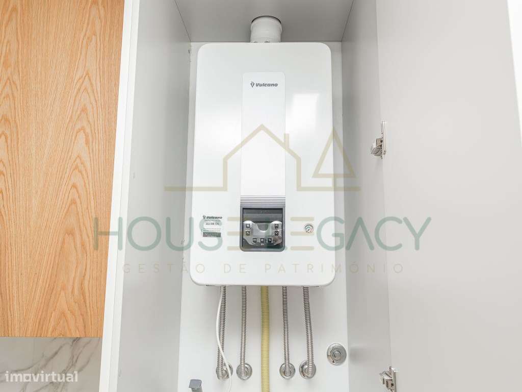 Apartamento T2 na Baixa - Rua de Camões-14