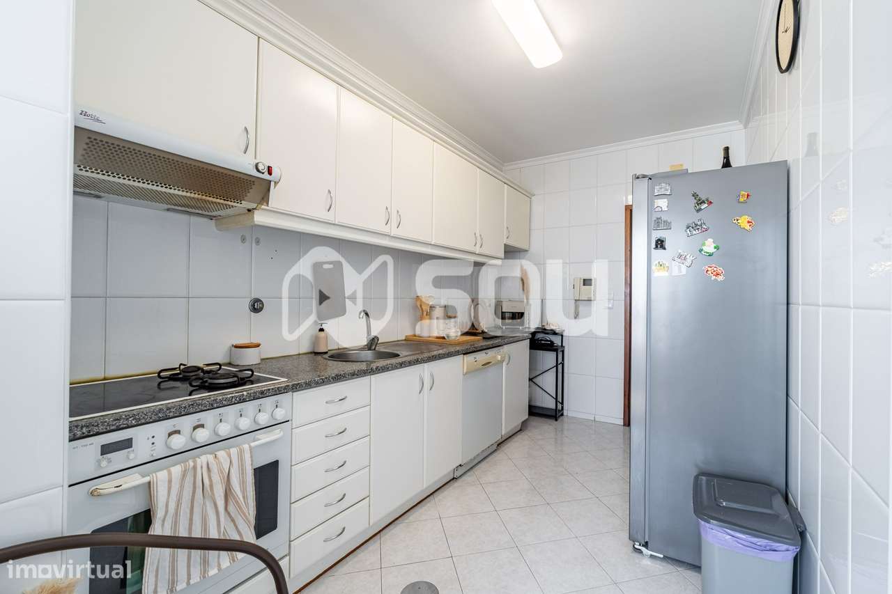 Apartamento T2 em Mafamude, Vila Nova de Gaia-9