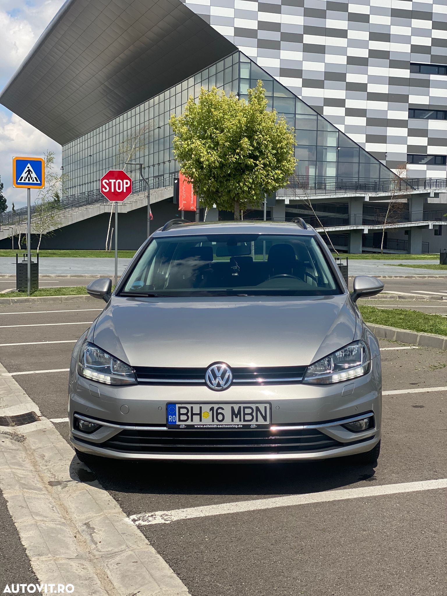 Volkswagen Golf 1.6 TDI Comfortline - 1