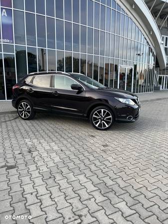 Nissan Qashqai 1.6 DCi Tekna - 1