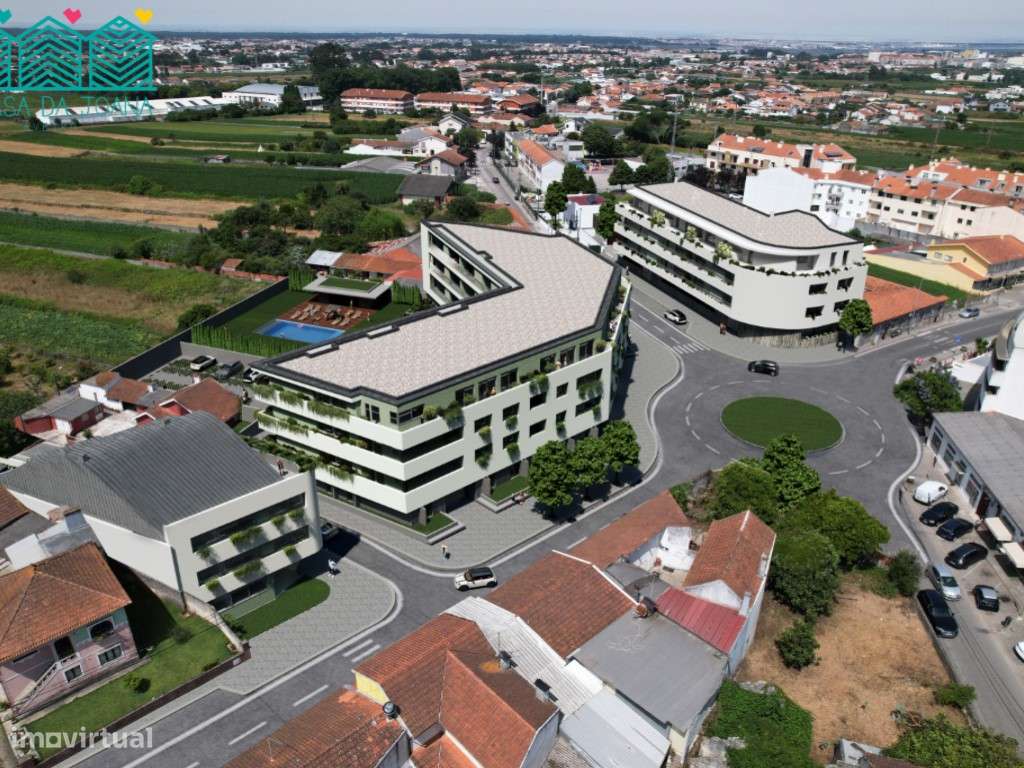 Apartamento T3 com 2 Lugares de Garagem em São Bernardo-8