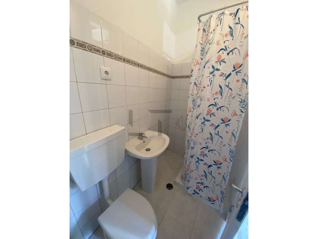 Oportunidade De Investimento Prédio Típico com Rendimento Garantido...-17