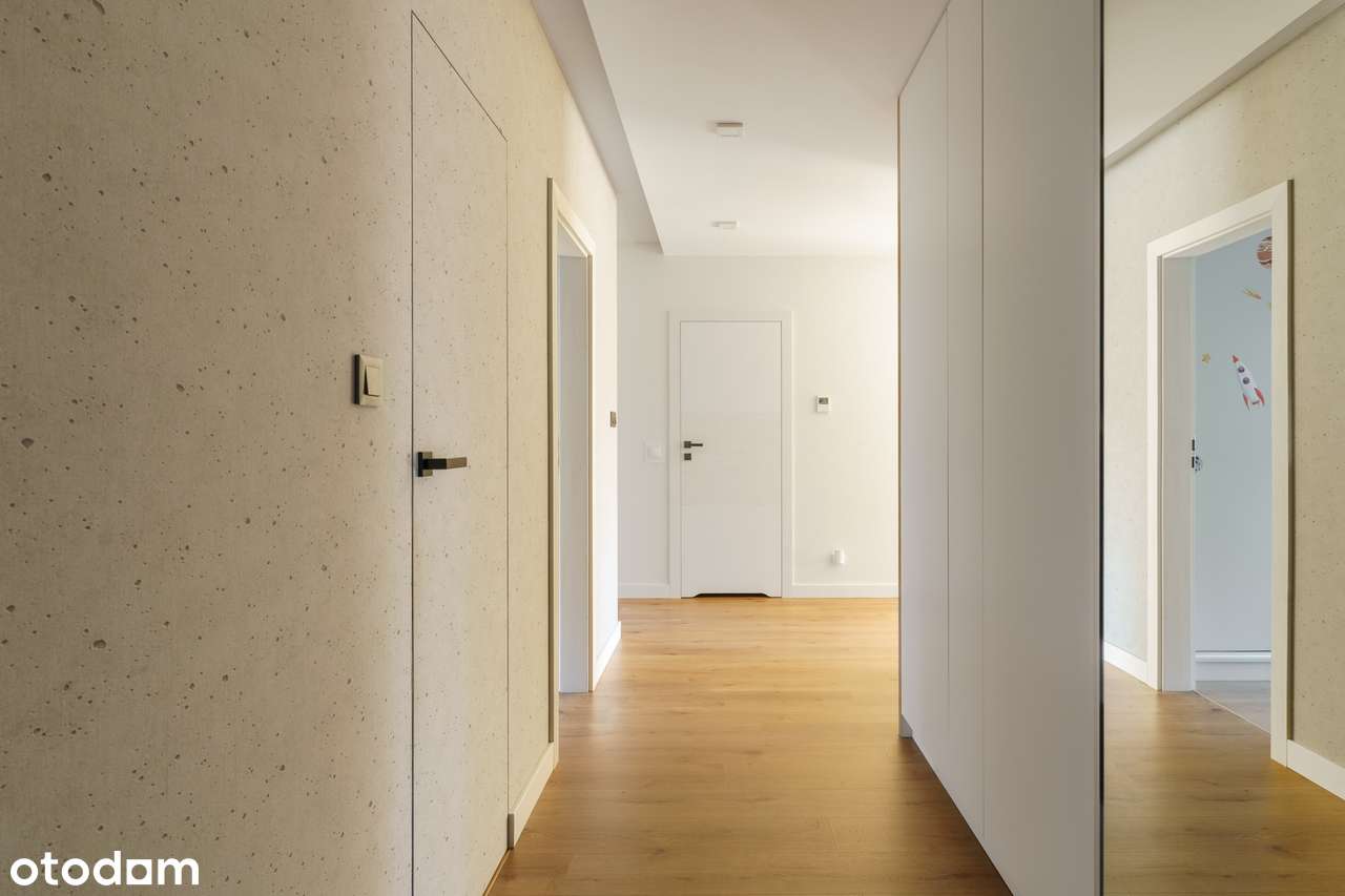 Pabianice/4-pokojowy apartament+ taras/2miejsca garaż i parking-9