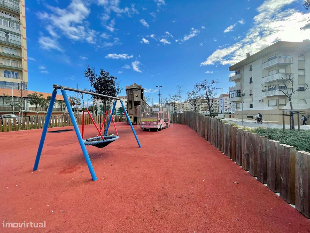 Apartamento T3 em Samora Correia-27