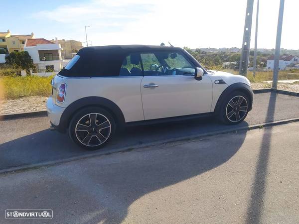 MINI Cabrio Cooper - 4