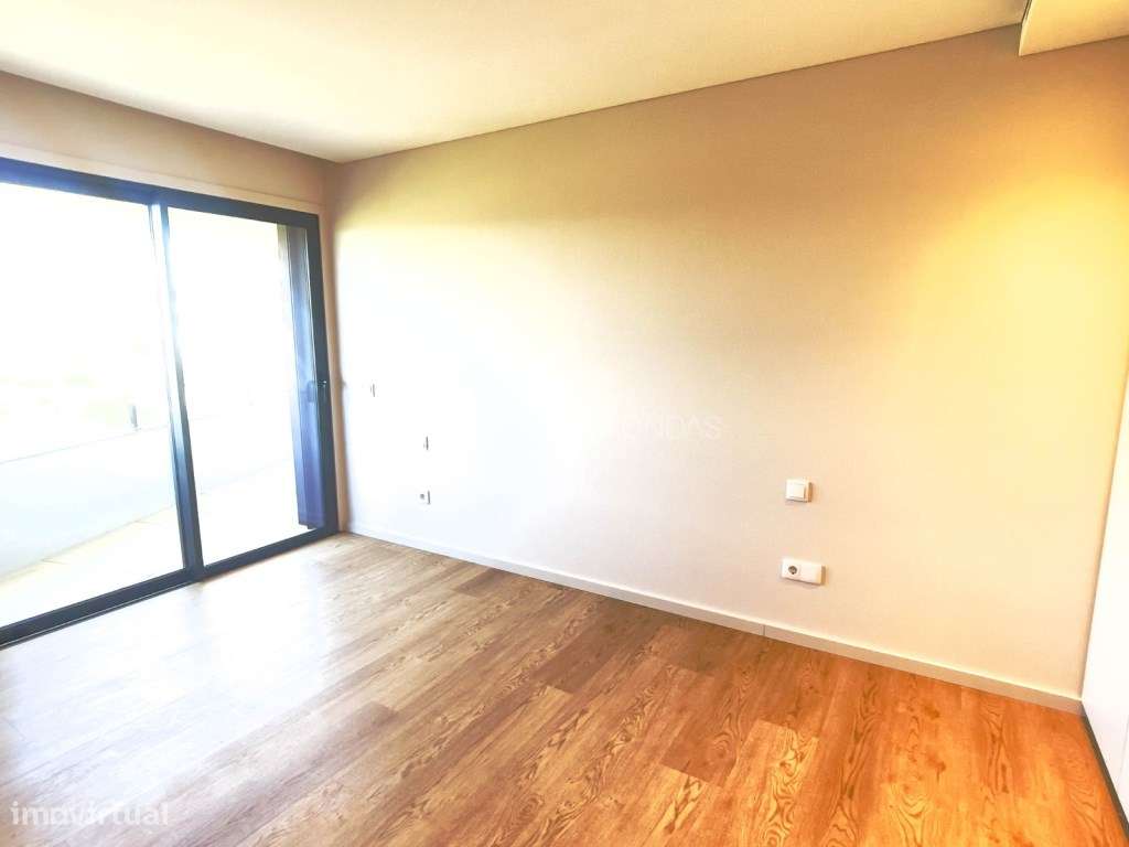 Apartamento T4 em Fermentões - Guimarães. Excelente oportunidade.-14
