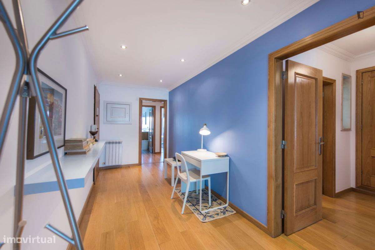 Apartamento com 2 quartos - localizado em Entrecampos Lisbon - Grande imagem: 4/9