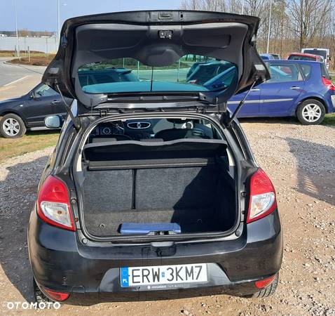 Renault Clio 1.2 16V 75 Night and Day - 5