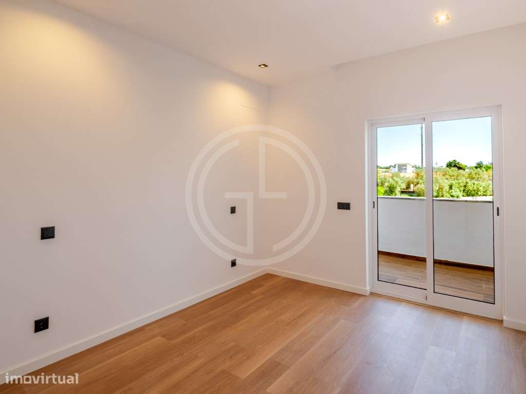 Apartamento T3 Renovado localizado em Loulé-6