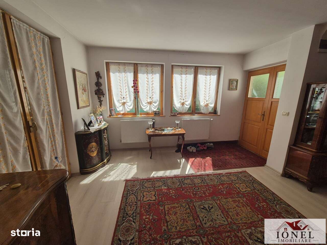 Casa in Ocna Mures - Imagine principală: 4/17