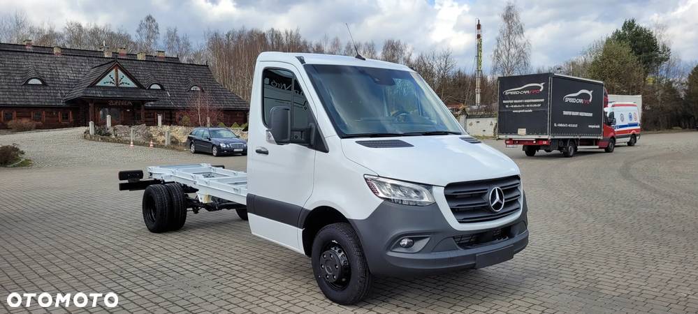 Mercedes-Benz Sprinter 517 podwozie - 3