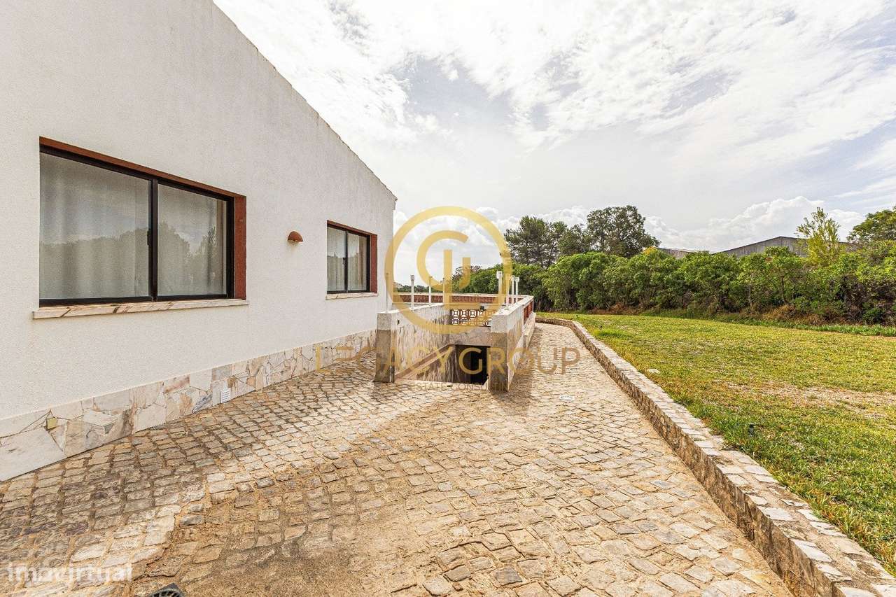 Villa "Fiori" - Moradia 7 quartos inserida em lote de 7.840m2!!-9