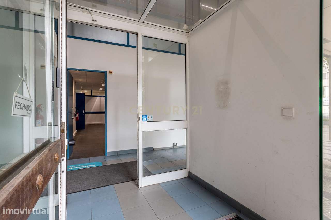 Espaço comercial versátil junto ao Saldanha / Arco do Cego, Lisboa-3
