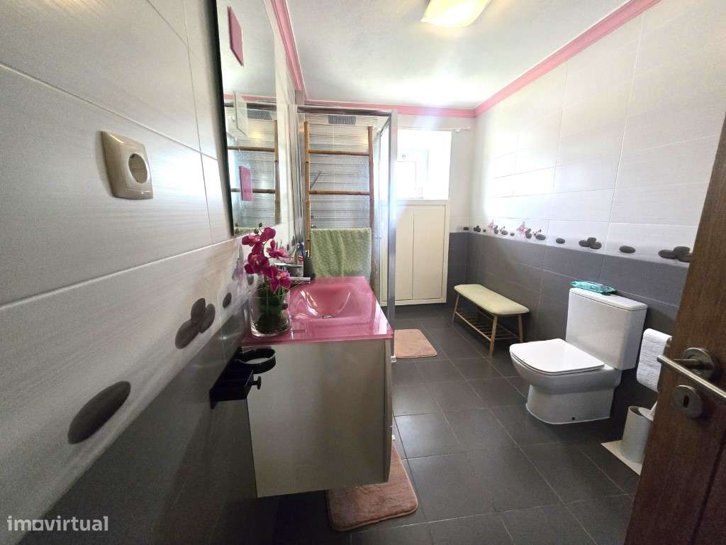 Moradia T2 com 12.250 m² de Terreno junto à Praia Fluvial das Azenh...-14
