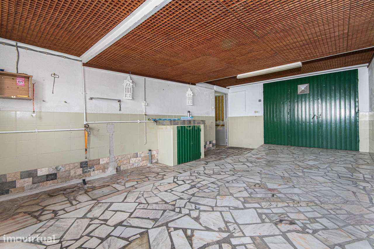 Moradia T3+2 em Casais Novos – Alenquer-33