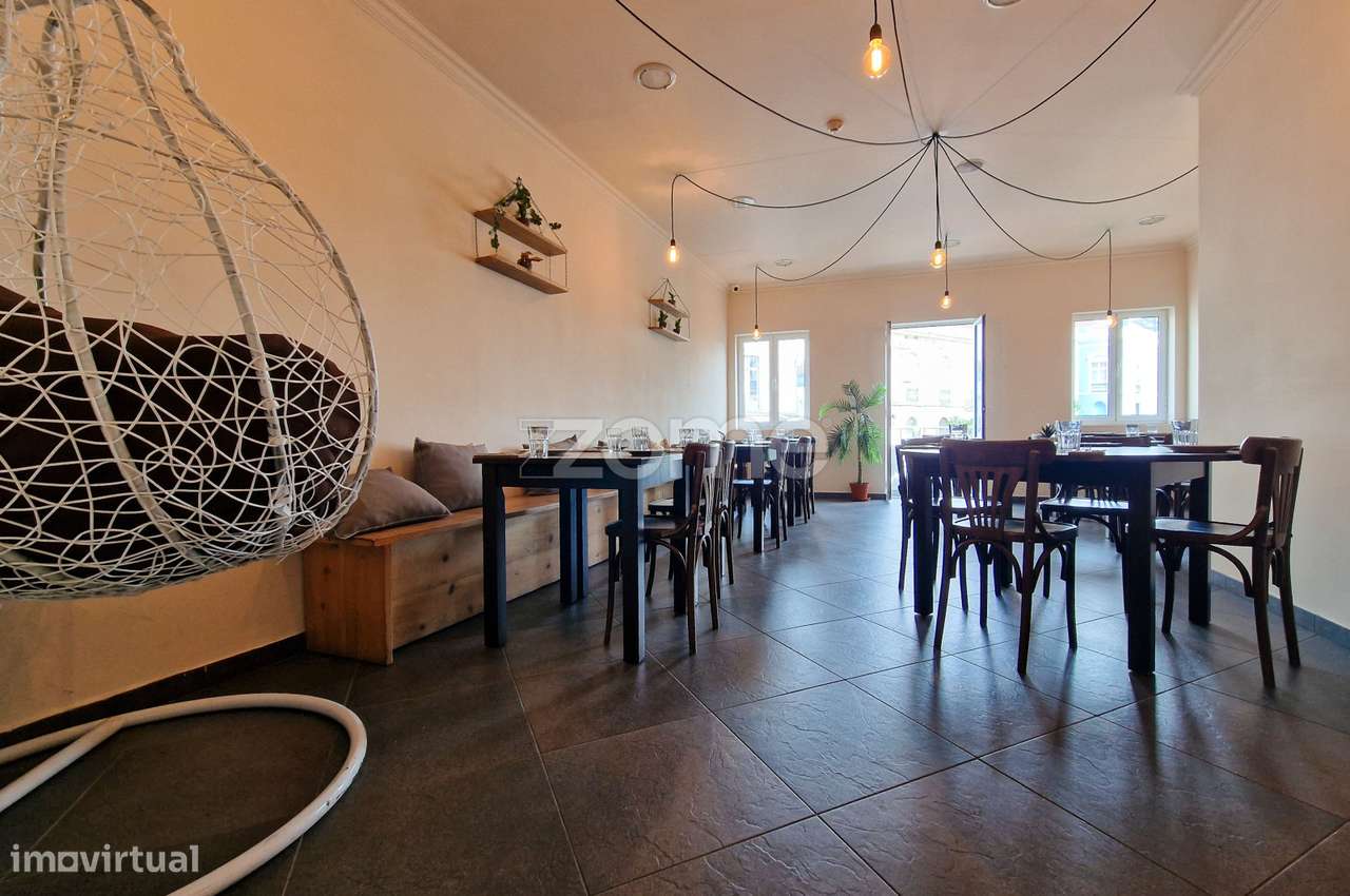 Restaurante Equipado no Centro de Ponta Delgada – Investimento-9