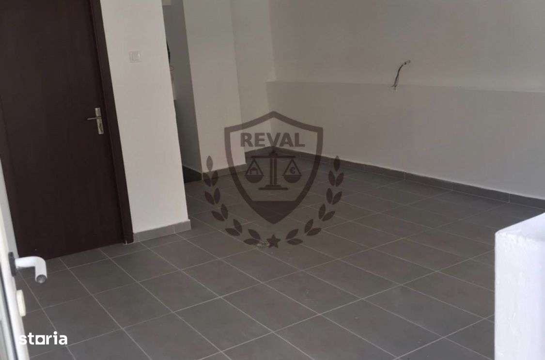 Casa cu spatiu comercial, zona Cetate. - Imagine principală: 5/13