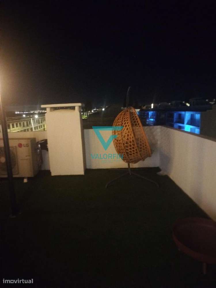 MORADIA T3+1 c/Piscina e Rooftop c/vista Rio Tejo -Alcochete-39