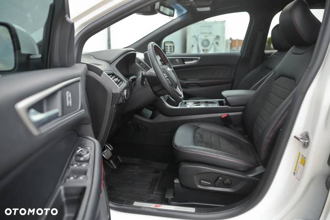 Ford EDGE - 22