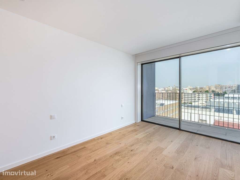 Apartamento T4 com 3 frentes em Matosinhos sul, no edifício Nautilus-36