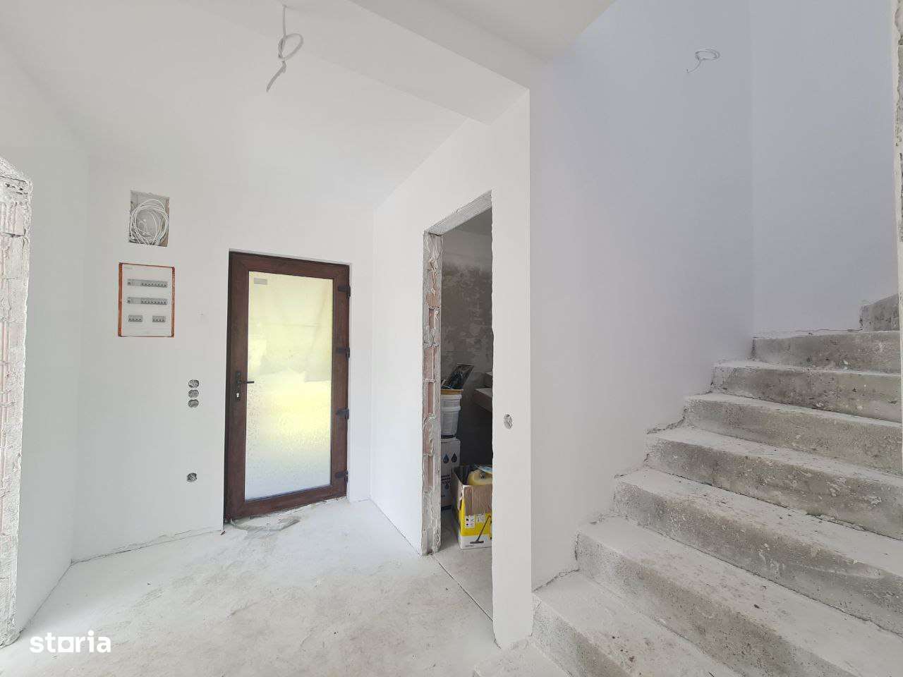 Casa noua cu 4 camere (3 dormitoare) de vanzare Halchiu Comision 0-11