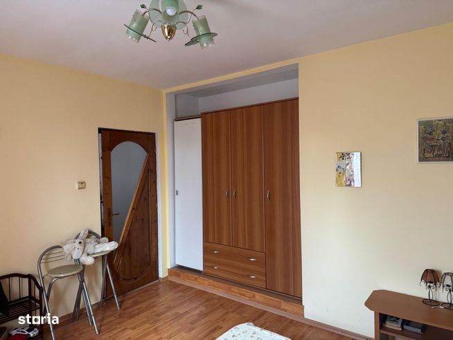 Casă de vânzare P+1, Tatarasi – Strada Răchiți (Piata Chirila)-4