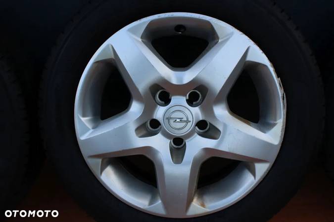 FELGI STALOWE STRUKTURALNE DEKLE OPONY OPEL ZAFIRA A B ASTRA H MERIVA B VECTRA C SIGNUM R16 205/55 5X110 - 5