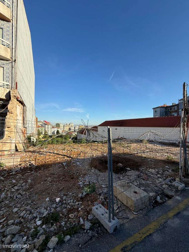 Terreno para construção em altura - a 150m da Rotunda de Santo Ovídeo - Grande imagem: 4/7