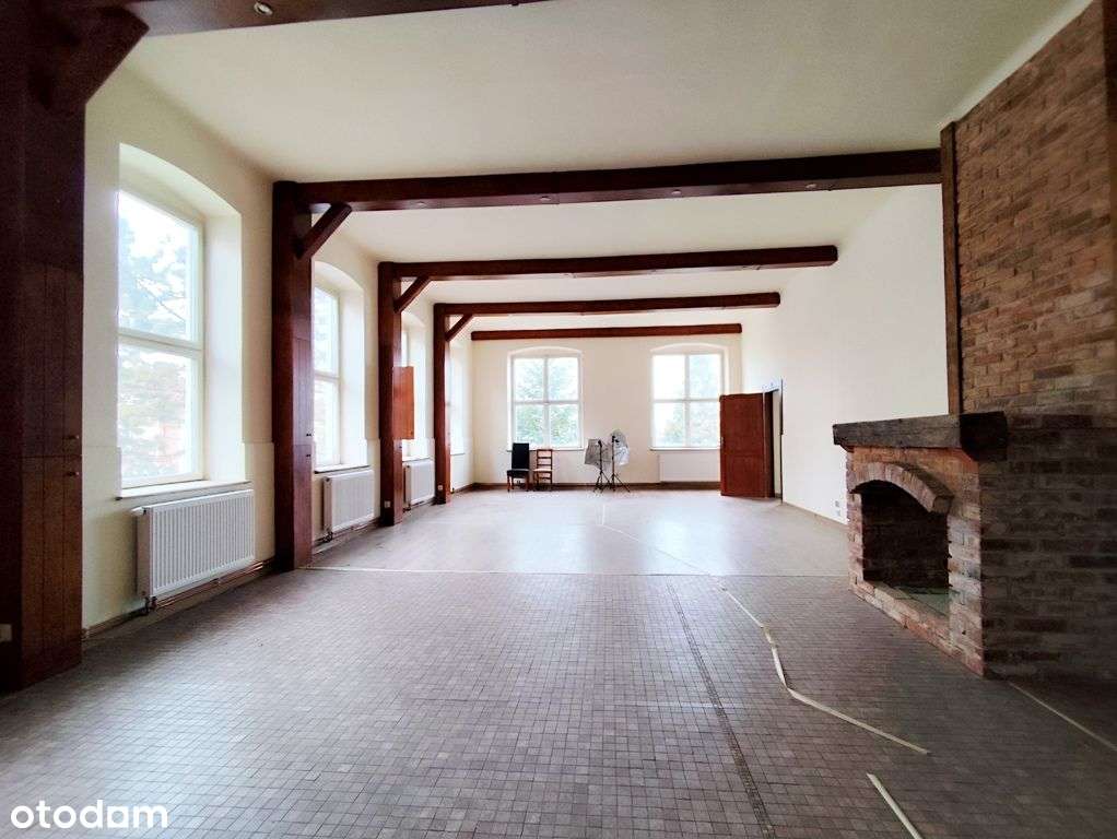 Budynki mieszkalno-usługowe / handlowe 2650m2 centrum USTROŃ-8