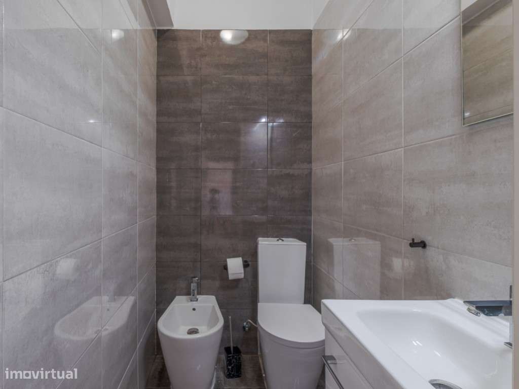 T3 Remodelado com arrecadação - Alfornelos-13