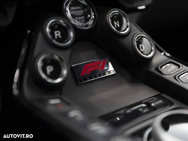 Aston Martin V8 Vantage Standard - 26