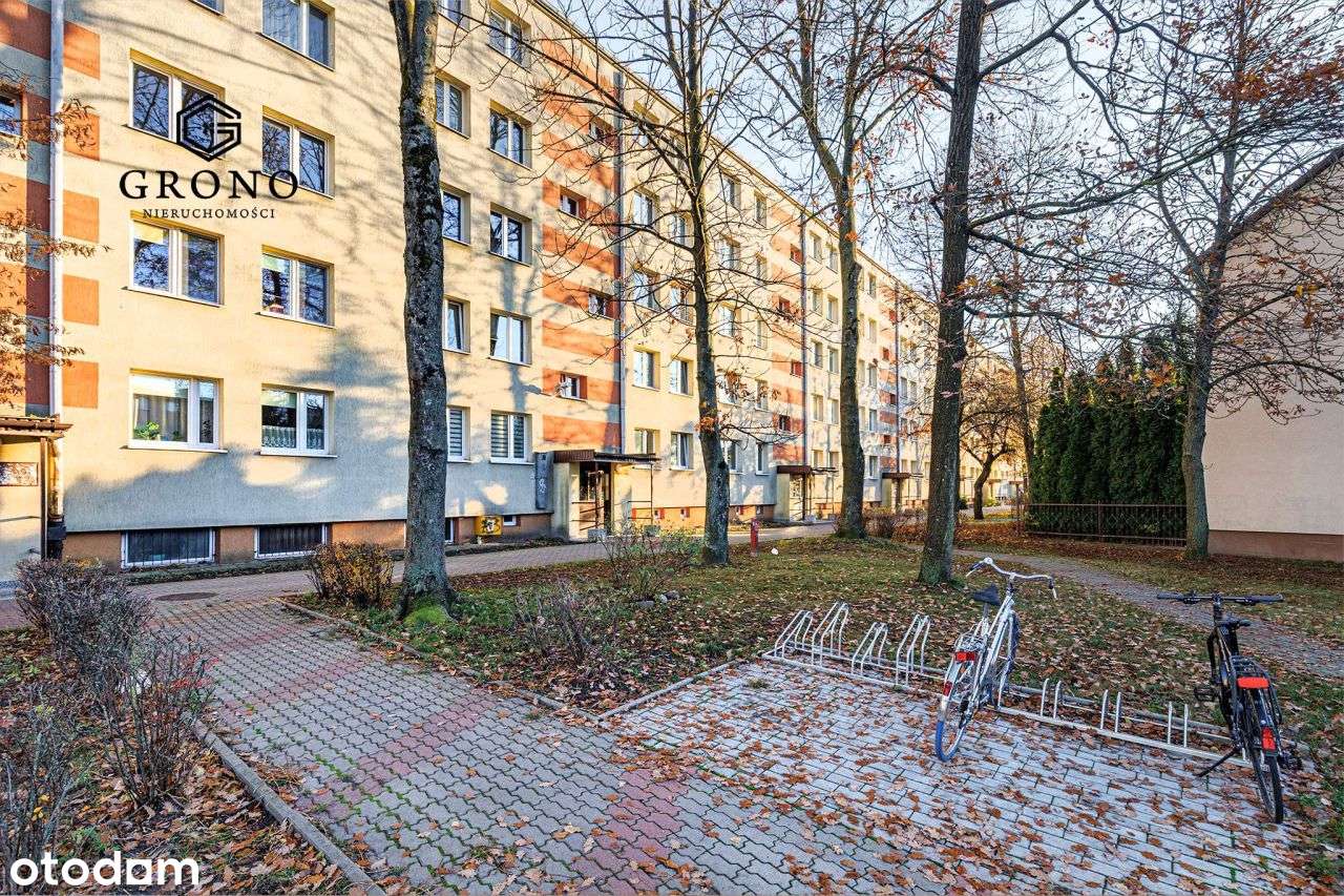 Na sprzedaż 2 piętro, ul. Antoniukowska 22a-9