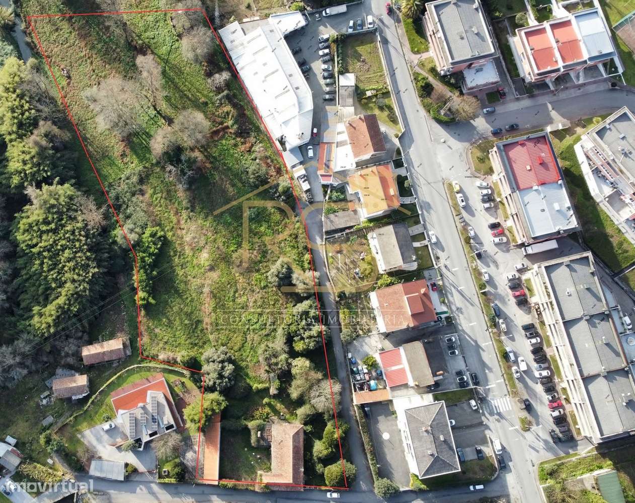 Moradia individual, para restauro | Landim, Famalicão-9