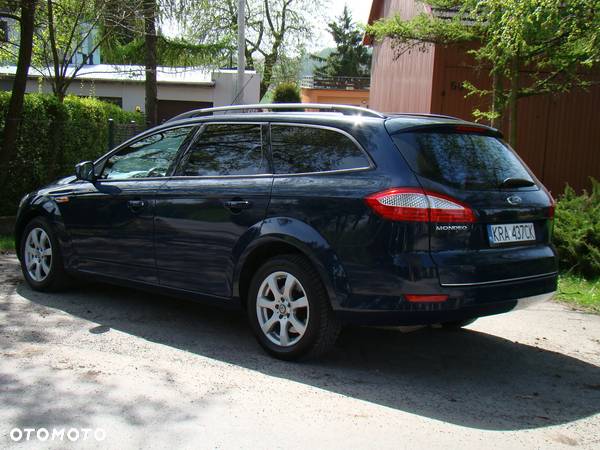 Ford Mondeo 2.0 Viva - 12