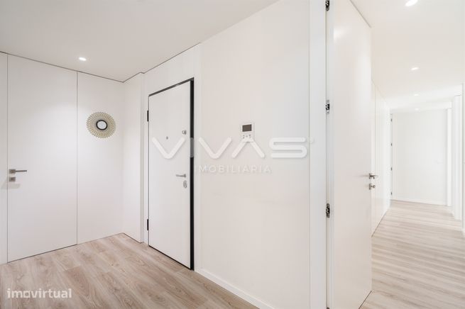 Apartamento T3 no centro de Vila Verde-3