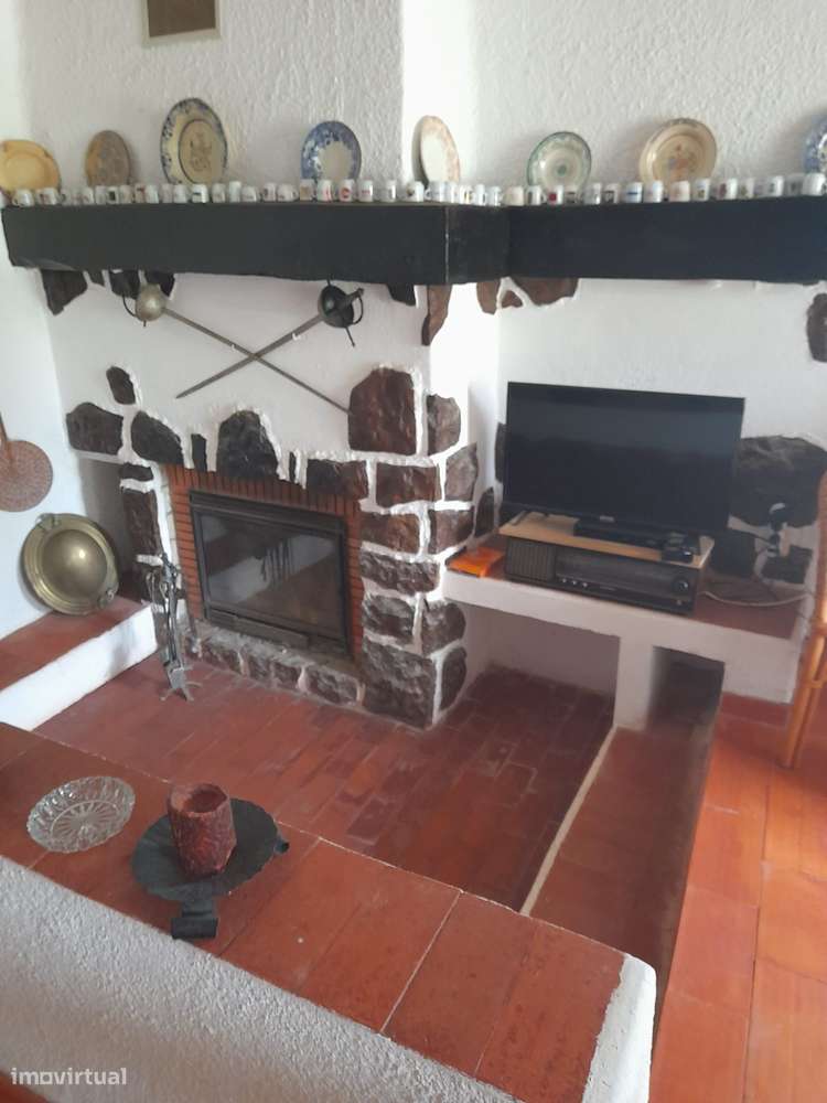 Azeitão/ Parque Natural Arrábida Quinta 7250 m2 com Moradia-20