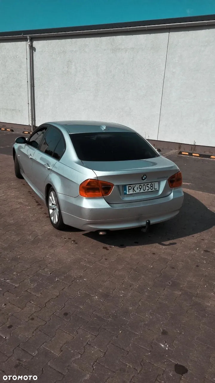 BMW Seria 3 320d - 5